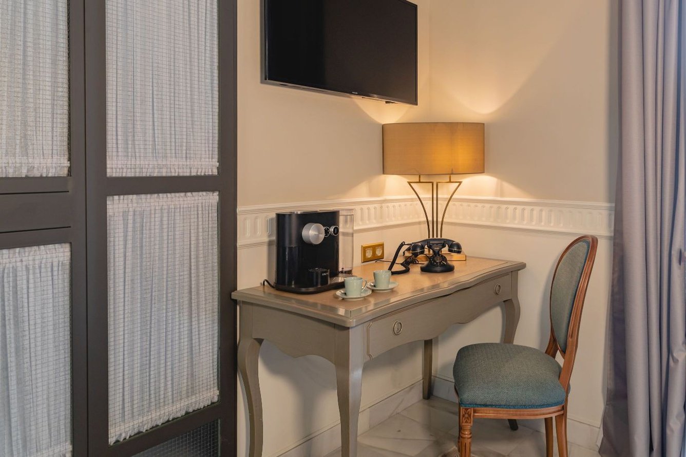 Superior Hotel Gravina 51 Sevilla Superior Hotel Gravina 51 Sevilla