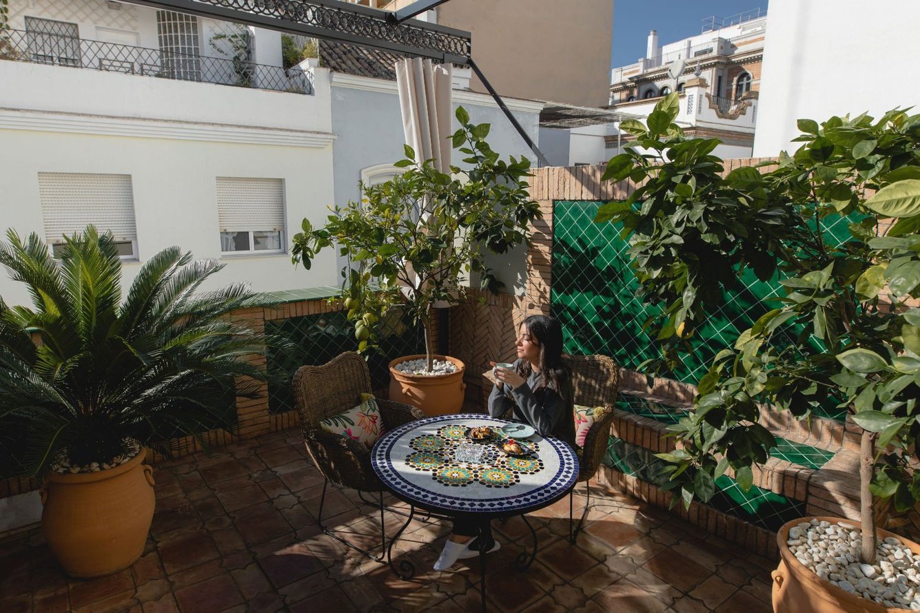 Preferente con terraza Hotel Gravina 51 Sevilla